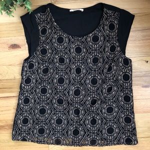 Skies are Blue Lace overlay short sleeve top NWOT